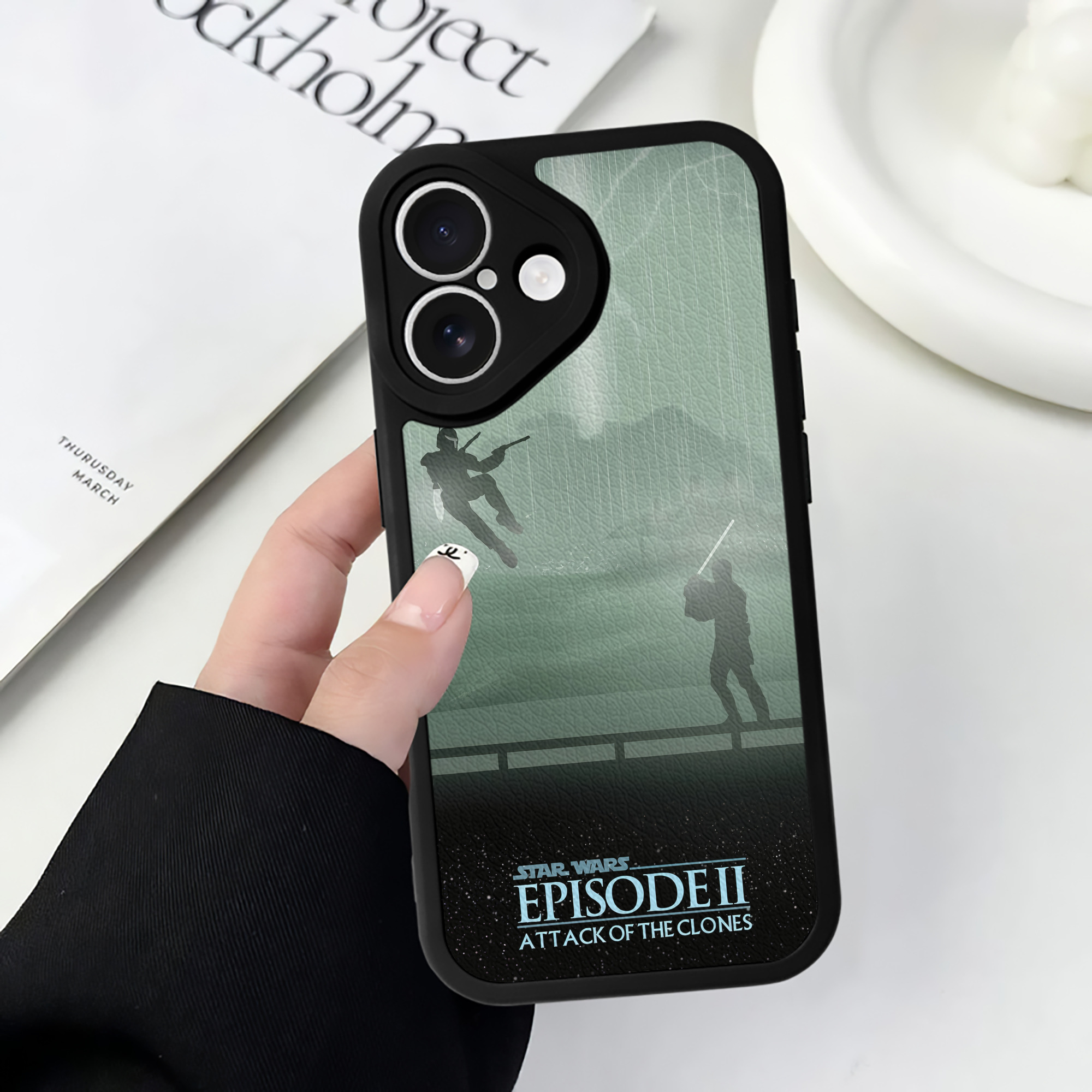 （画像用） スター・ウォーズ Star Wars 【iPhone 16シリーズ対応】シリコンスマホケース（レザー調） 材質：シリコン